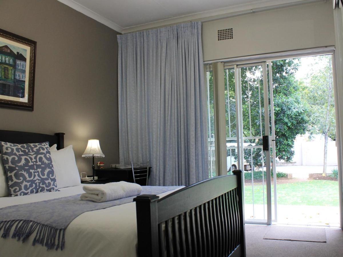 Fin And Feather Guest Lodge Boksburg Kültér fotó