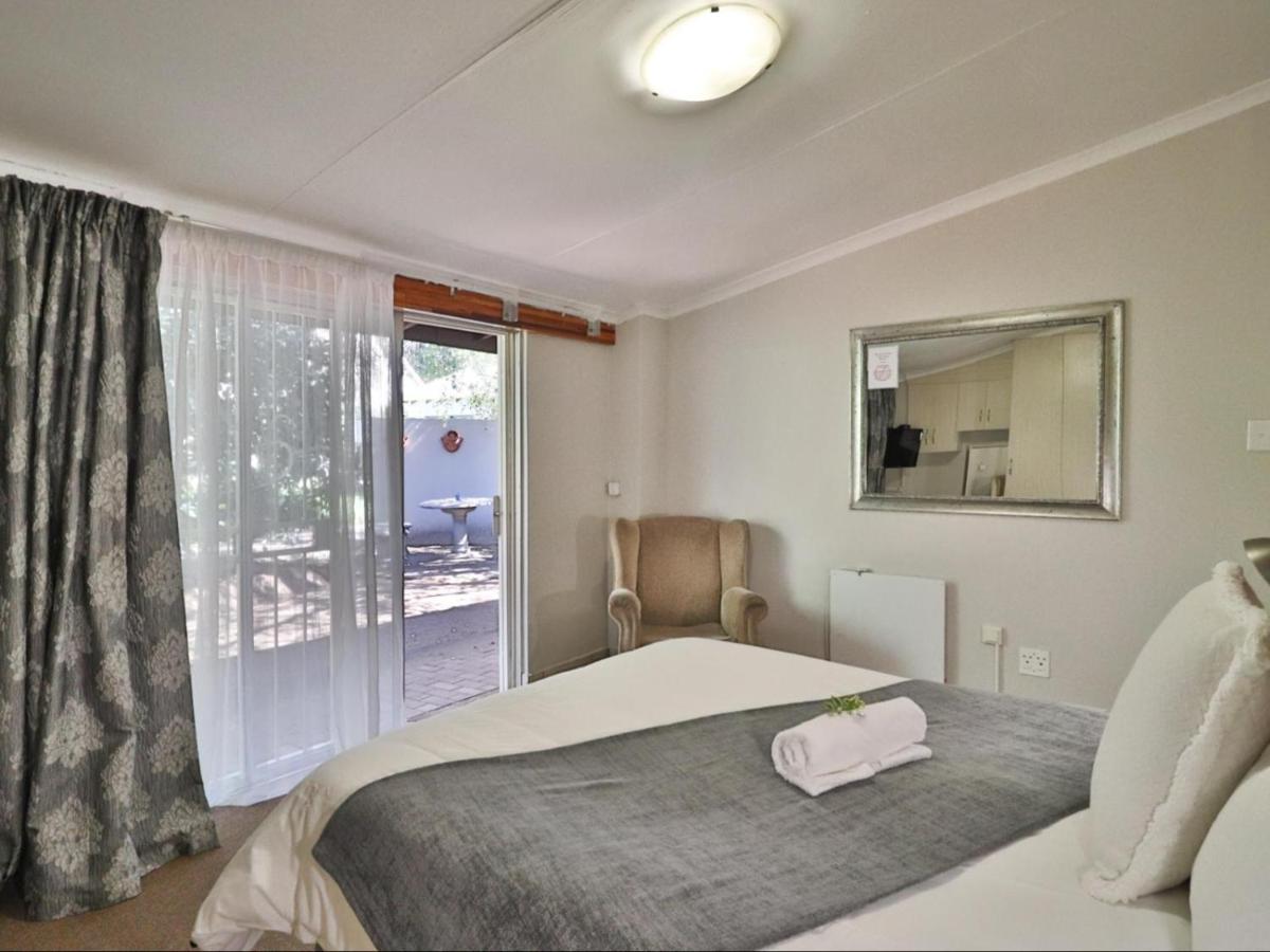 Fin And Feather Guest Lodge Boksburg Kültér fotó