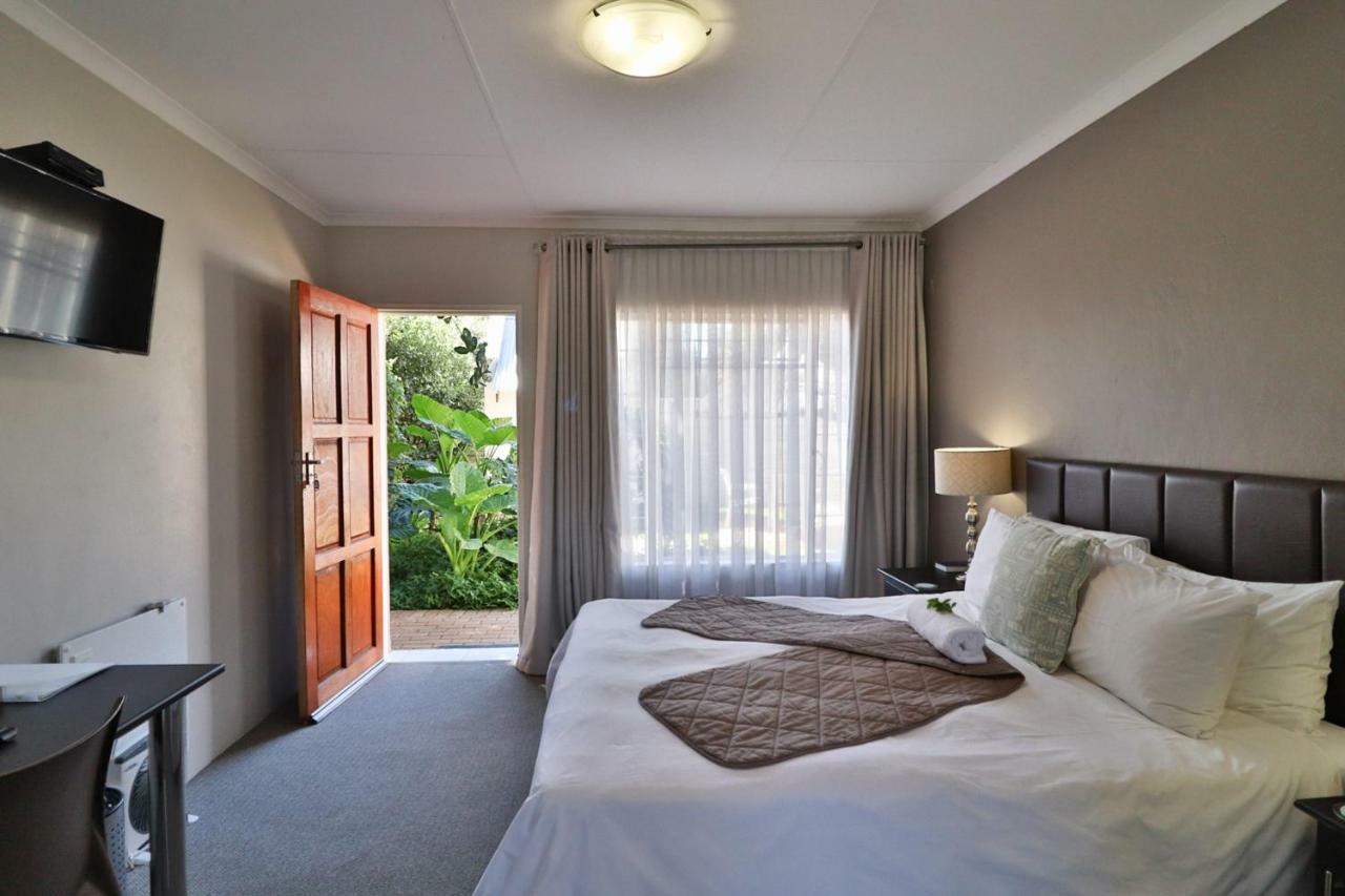 Fin And Feather Guest Lodge Boksburg Kültér fotó